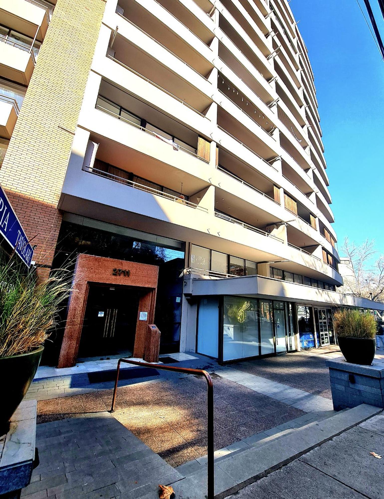 Apartamento San Sebastian Las Condes I Piscina I Estacionamiento * Santiago de Chile