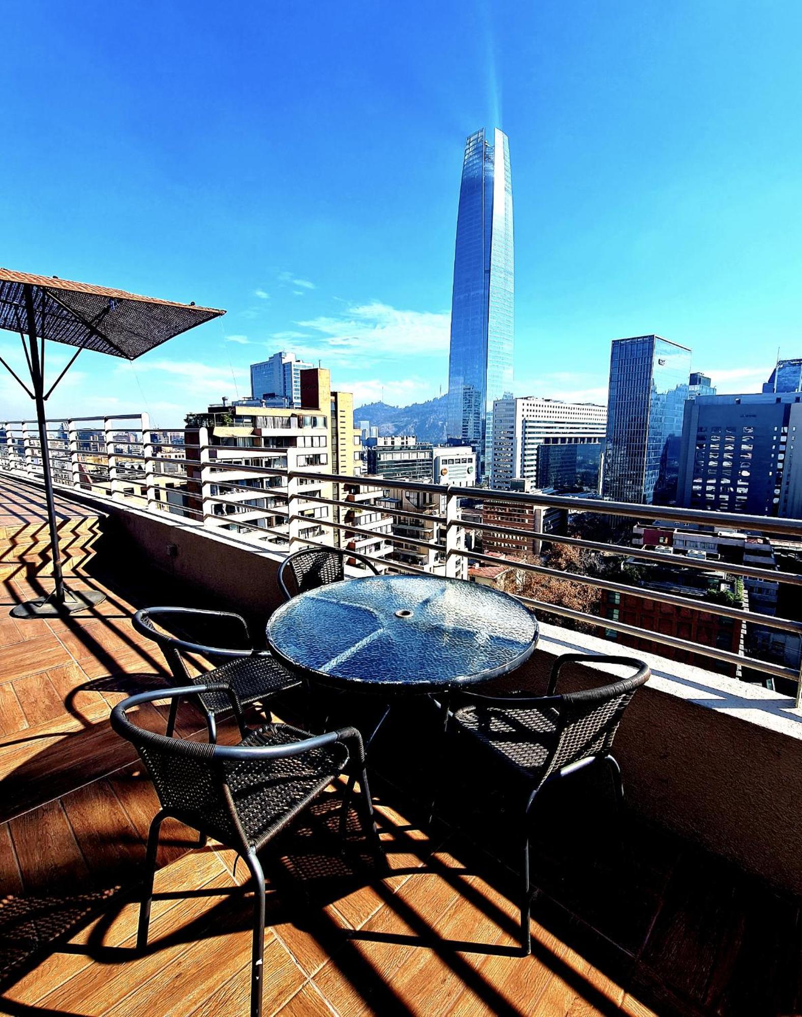 Apartamento San Sebastian Las Condes I Piscina I Estacionamiento Apartamento Santiago de Chile